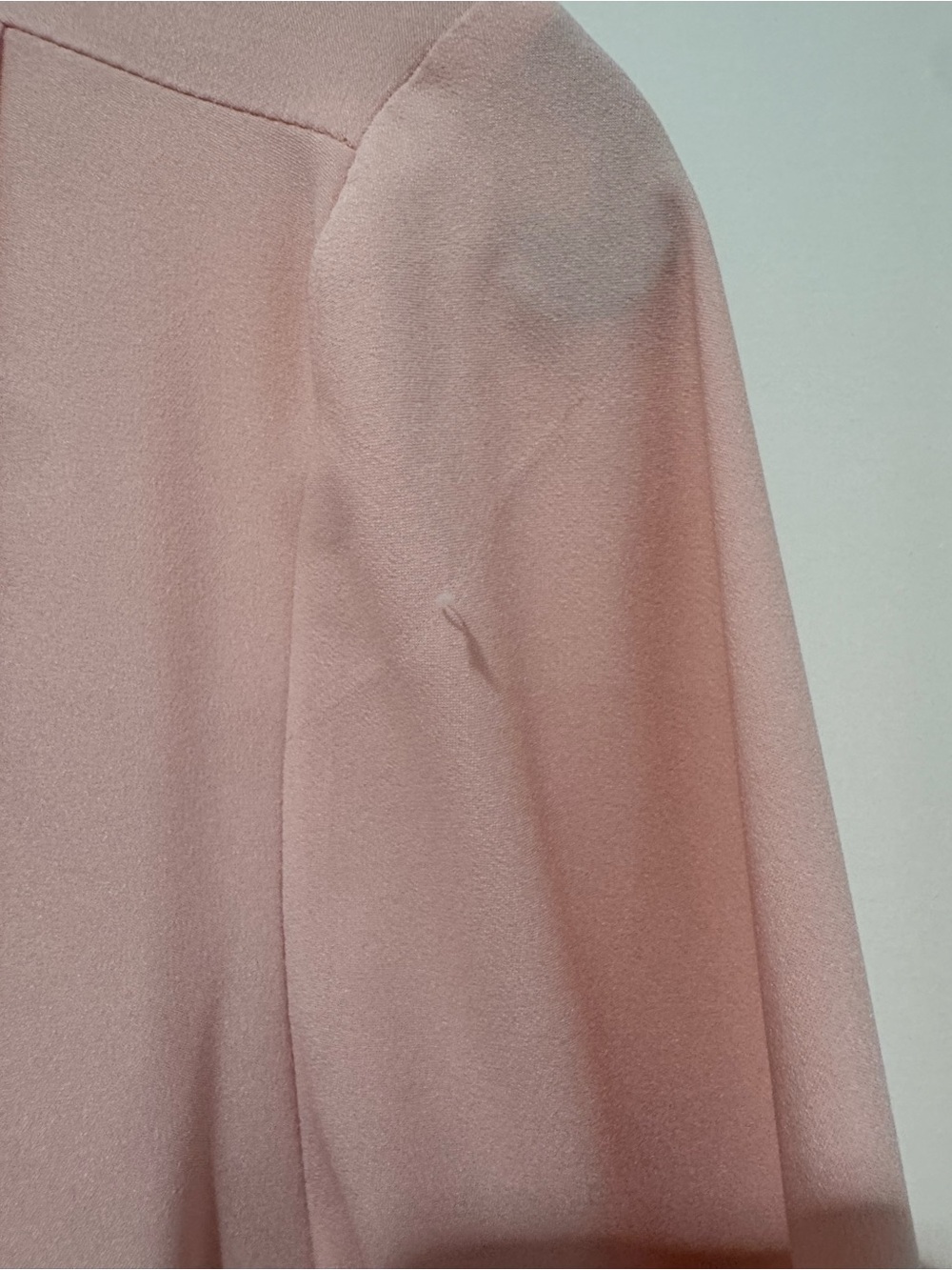 Halogen Atlantic Pacific Pink Bow-Front Pleated Blouse with pearl detail. Size M - Picture 9 of 9